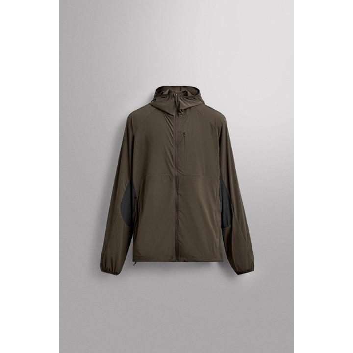 ЛЕГКАЯ КУРТКА COLOR BLOCK ИЗ ВЫСОКОТЕХНОЛОГИЧНОЙ ТКАНИ