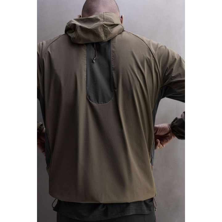 ЛЕГКАЯ КУРТКА COLOR BLOCK ИЗ ВЫСОКОТЕХНОЛОГИЧНОЙ ТКАНИ