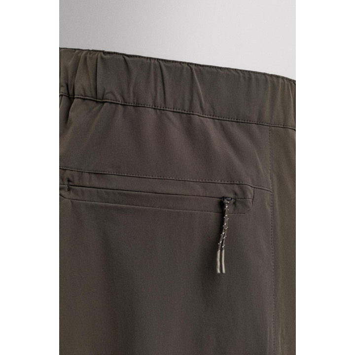 БРЮКИ ИЗ ВЫСОКОТЕХНОЛОГИЧНОЙ ТКАНИ С РЕМНЕМ