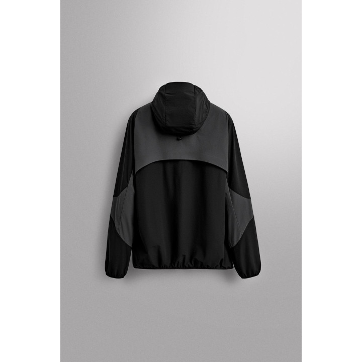 Куртка из технической ткани с блоками цветов