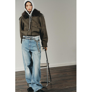 Кожанный пояс с металлическими цепями и акцентом в виде сердца