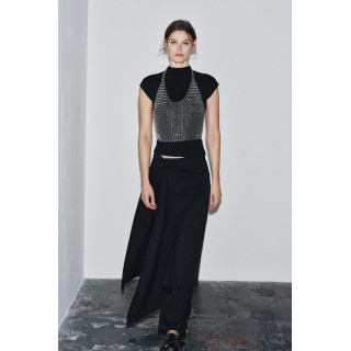 ТОП С МЕТАЛЛИЧЕСКИМИ КОЛЬЦАМИ