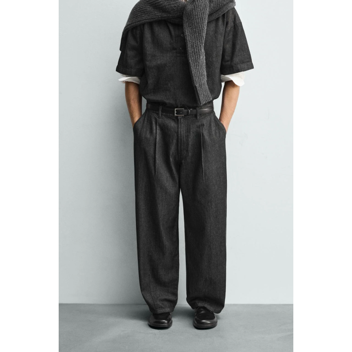 Легкие джинсы в плиссировке