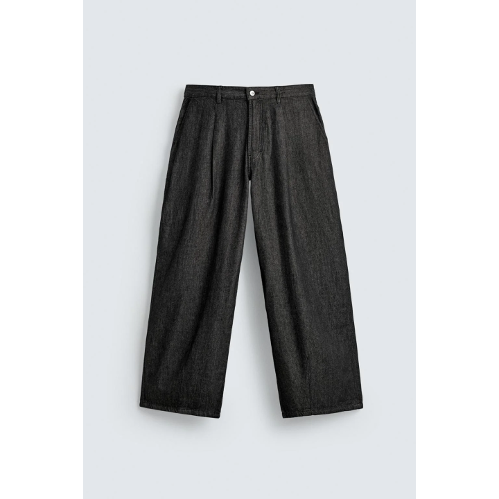 Легкие джинсы в плиссировке