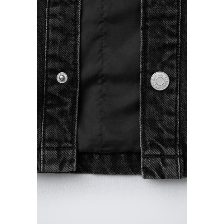 СТЕГАНАЯ ДЖИНСОВАЯ КУРТКА-РУБАШКА С ОТСТЕГИВАЮЩИМСЯ КАПЮШОНОМ