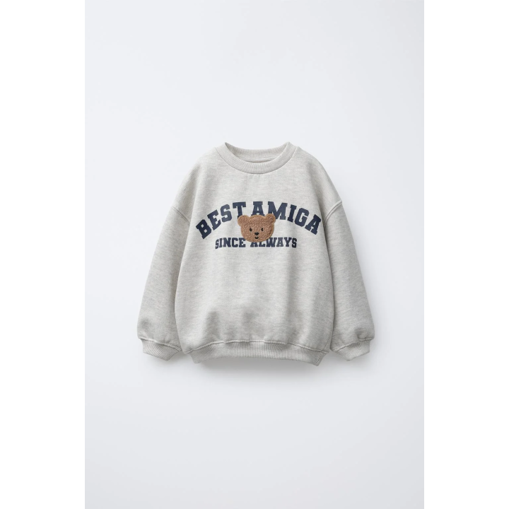 ТОЛСТОВКА В СТИЛЕ VARSITY С АППЛИКАЦИЕЙ ИЗ МАХРОВОЙ ТКАНИ