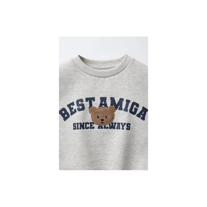 ТОЛСТОВКА В СТИЛЕ VARSITY С АППЛИКАЦИЕЙ ИЗ МАХРОВОЙ ТКАНИ