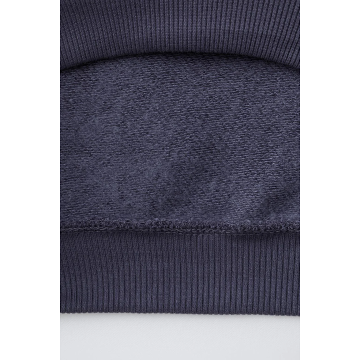 Костюм с вышитым текстовым логотипом и брюками