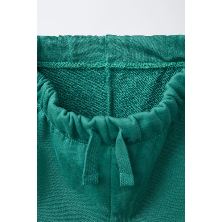 ШОРТЫ ИЗ МЯГКОЙ ТКАНИ С НАДПИСЬЮ