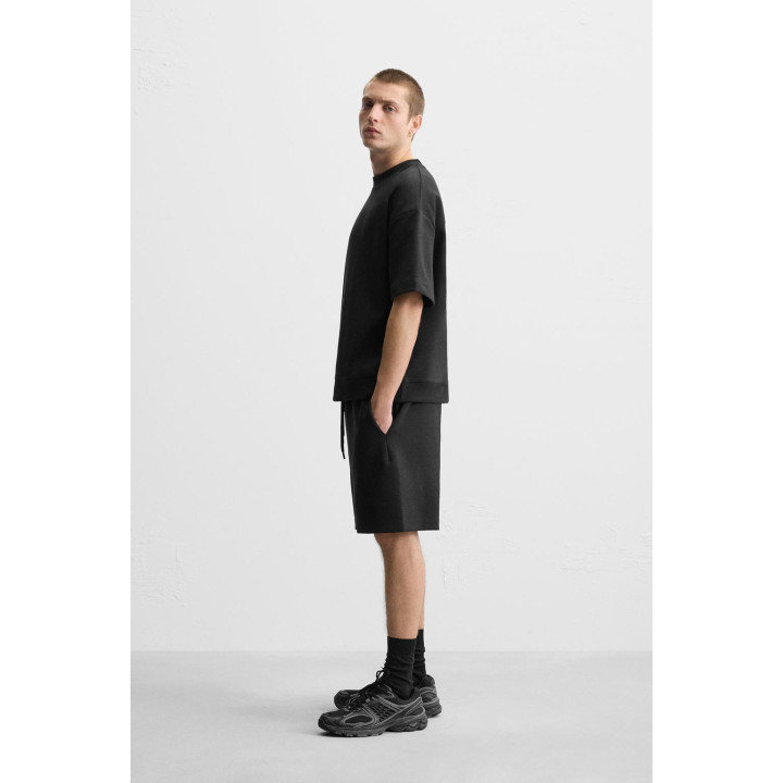 Бермуды с текстурой интерлок и укороченным покроем