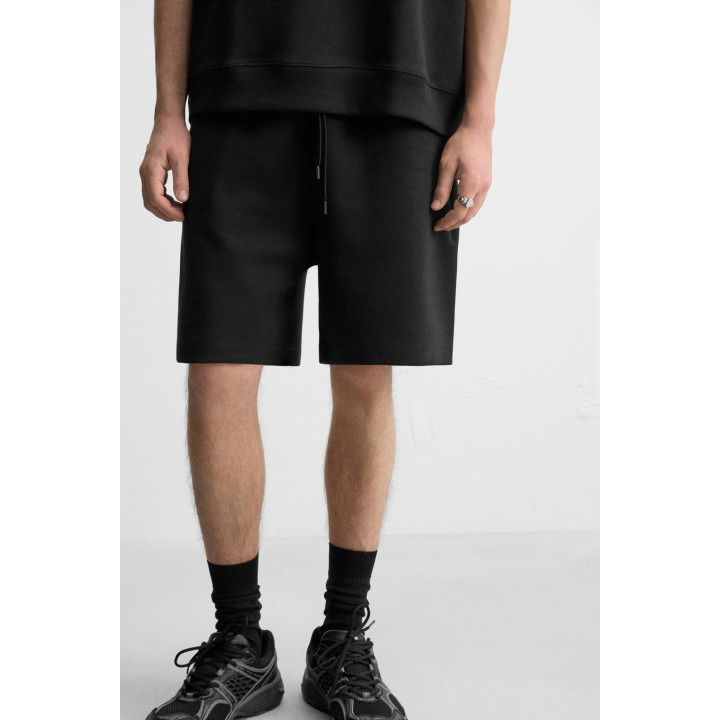 Бермуды с текстурой интерлок и укороченным покроем