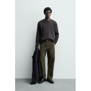 Полосатая футболка с контрастными деталями