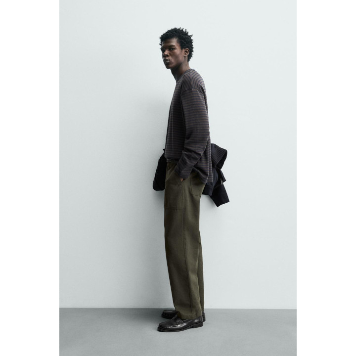 Полосатая футболка с контрастными деталями