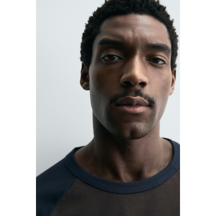 ФУТБОЛКА КОЛОР-БЛОК С РУКАВАМИ РЕГЛАН