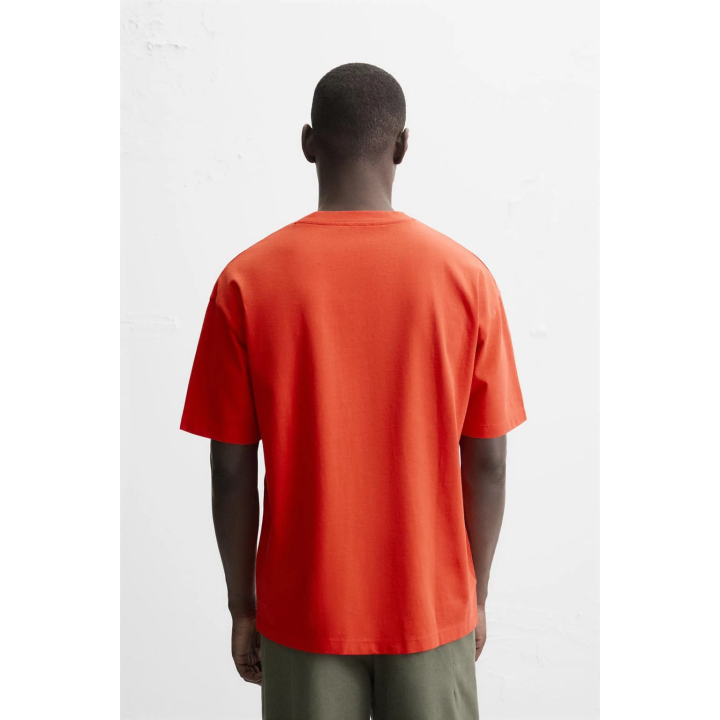 Базовая футболка с утяжеленным материалом