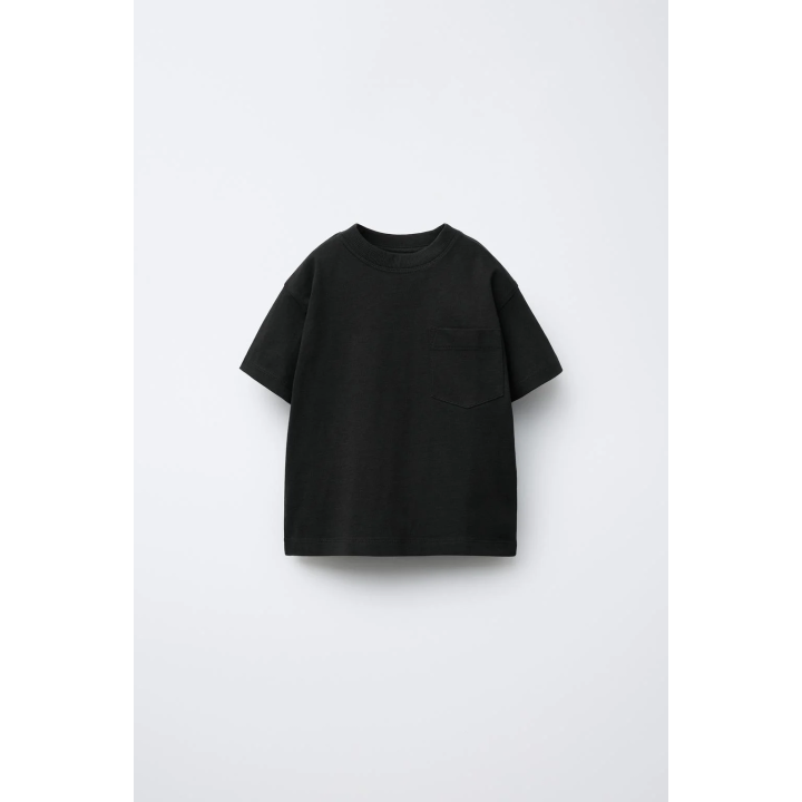 ОДНОТОННАЯ ФУТБОЛКА С КАРМАНОМ