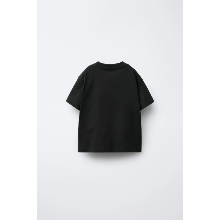 ОДНОТОННАЯ ФУТБОЛКА С КАРМАНОМ