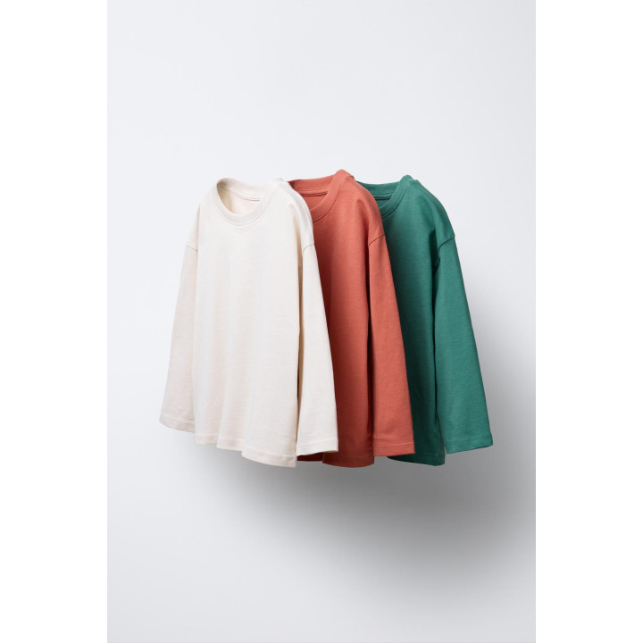 Тройной набор простых футболок