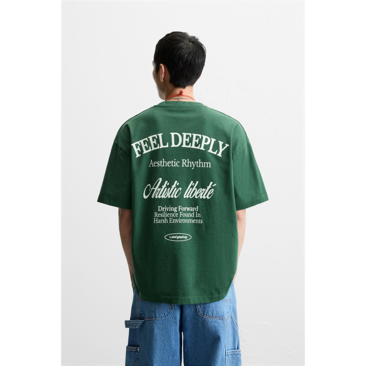 ФУТБОЛКА С ПРИНТАМИ И НАДПИСЯМИ