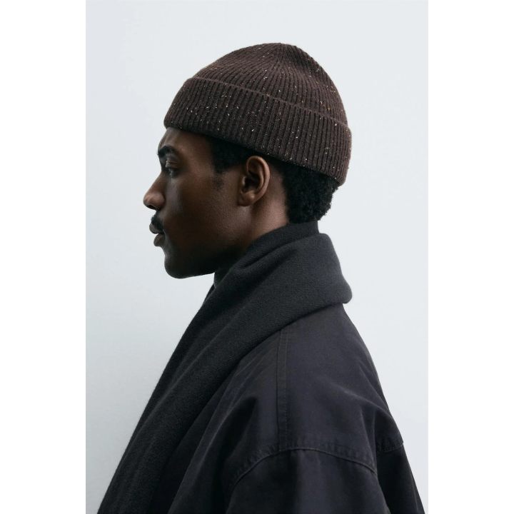 ШАПКА ИЗ РЕЛЬЕФНОЙ ПРЯЖИ