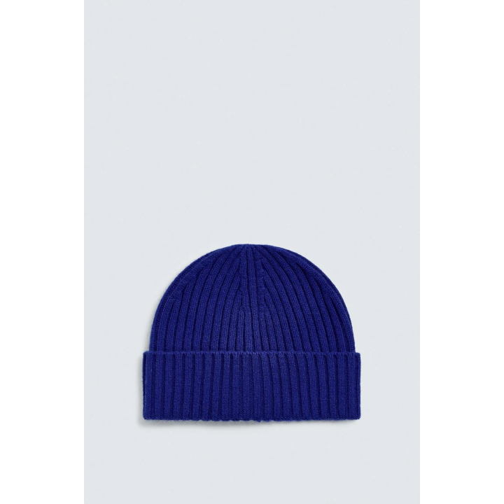 Шапка из вязаного шерстяного микса