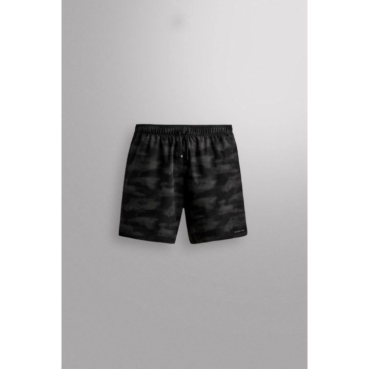 ПЕРФОРИРОВАННЫЕ ШОРТЫ ДЛЯ БЕГА