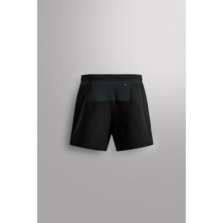 КОРОТКИЕ СПОРТИВНЫЕ ШОРТЫ С ЦВЕТНЫМИ БЛОКАМИ