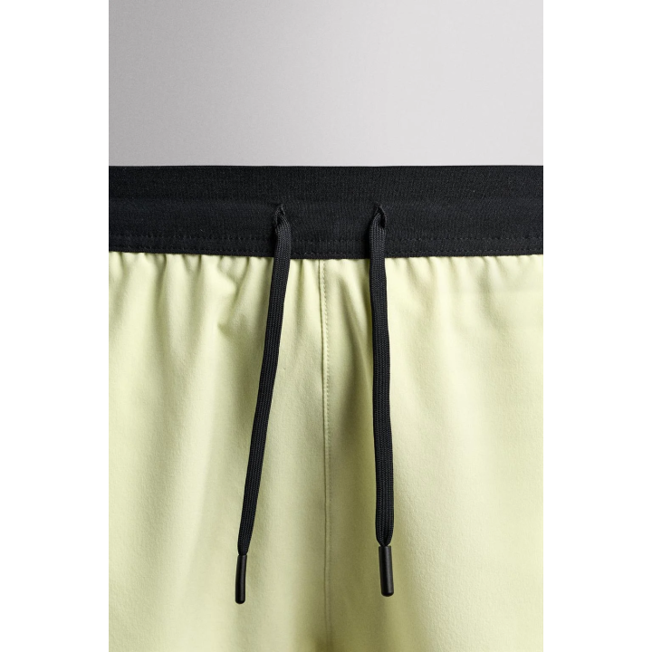 БАЗОВЫЕ СПОРТИВНЫЕ ШОРТЫ