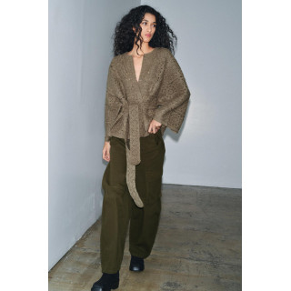 ВЯЗАНЫЙ КАРДИГАН С ПОЯСОМ