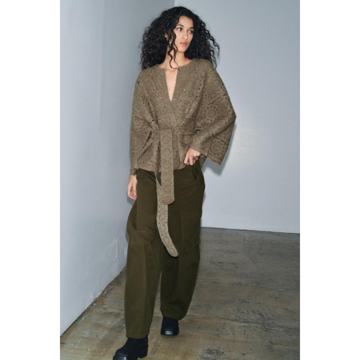 ВЯЗАНЫЙ КАРДИГАН С ПОЯСОМ