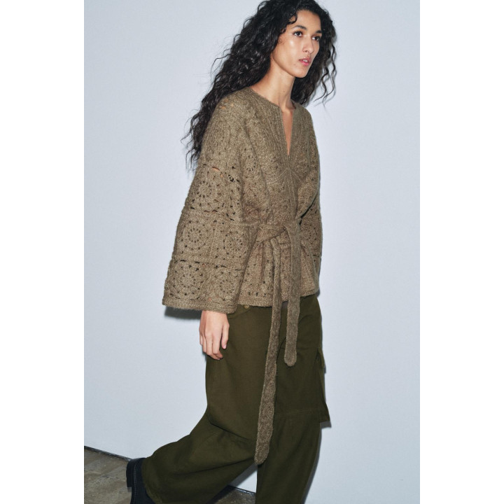 ВЯЗАНЫЙ КАРДИГАН С ПОЯСОМ