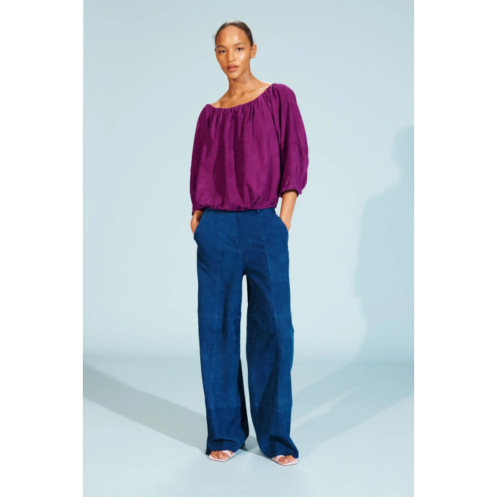 Топ из замши ограниченной коллекции