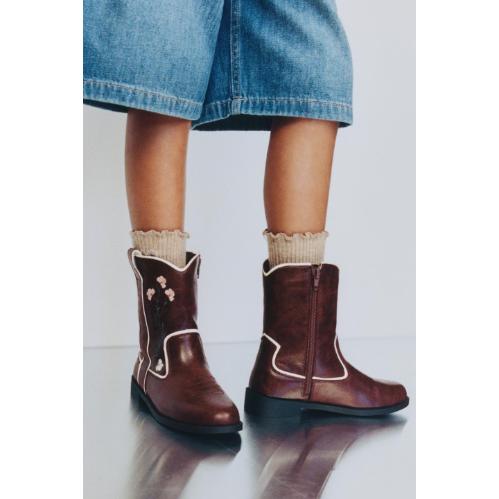 БОТИЛЬОНЫ С ВЫШИВКОЙ