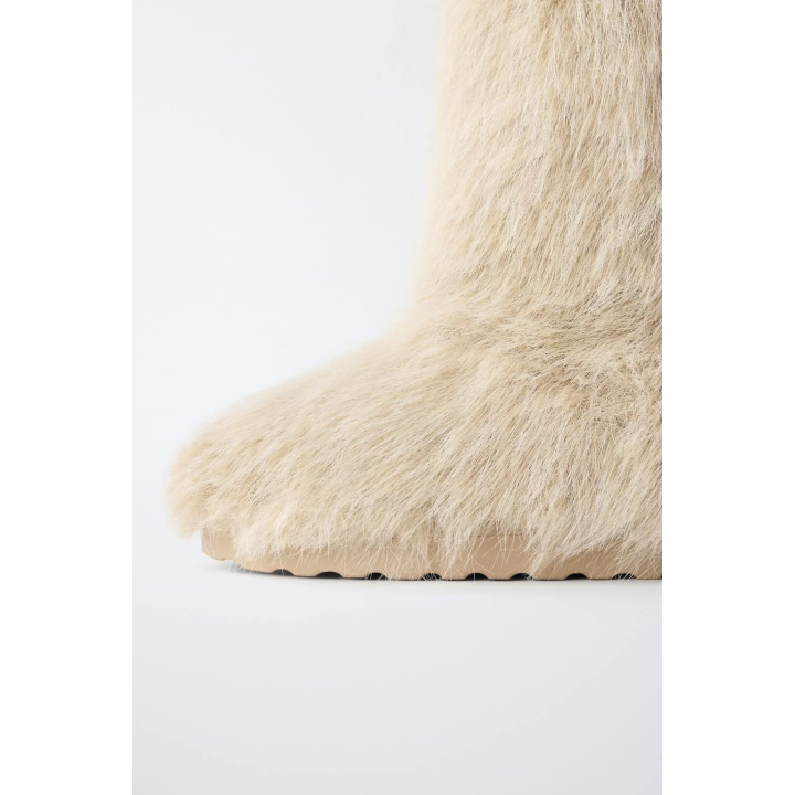 Сапоги с искусственным мехом от снега