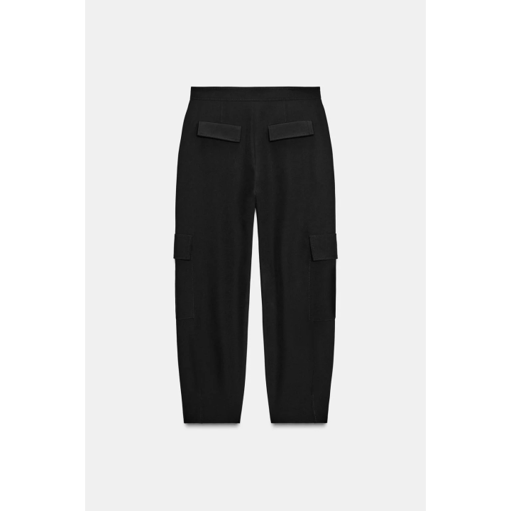 Брюки-морковки с карманами-грузовиками