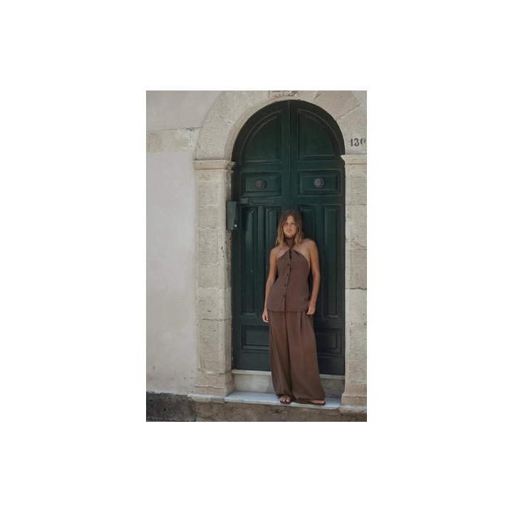 ЖИЛЕТ С ГОРЛОВИНОЙ ХАЛТЕР И УЗЛОМ