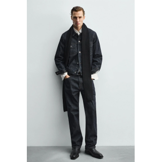 УКОРОЧЕННЫЙ ПРИТАЛЕННЫЙ БЛЕЙЗЕР