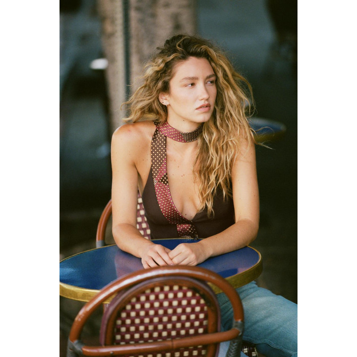 ТОП-ЖИЛЕТ С ГАЛСТУКОМ-ЧОКЕРОМ