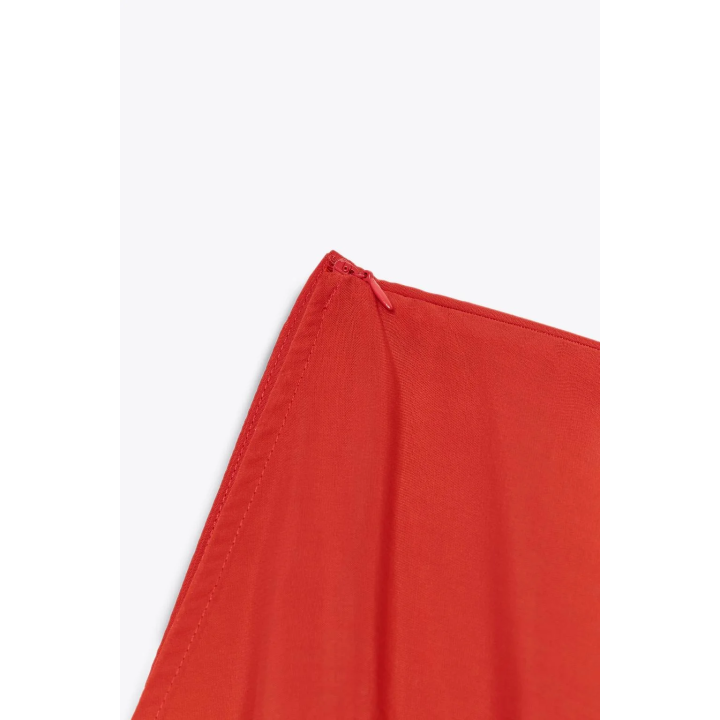 АСИММЕТРИЧНАЯ НАКИДКА ИЗ СТРУЯЩЕЙСЯ ТКАНИ