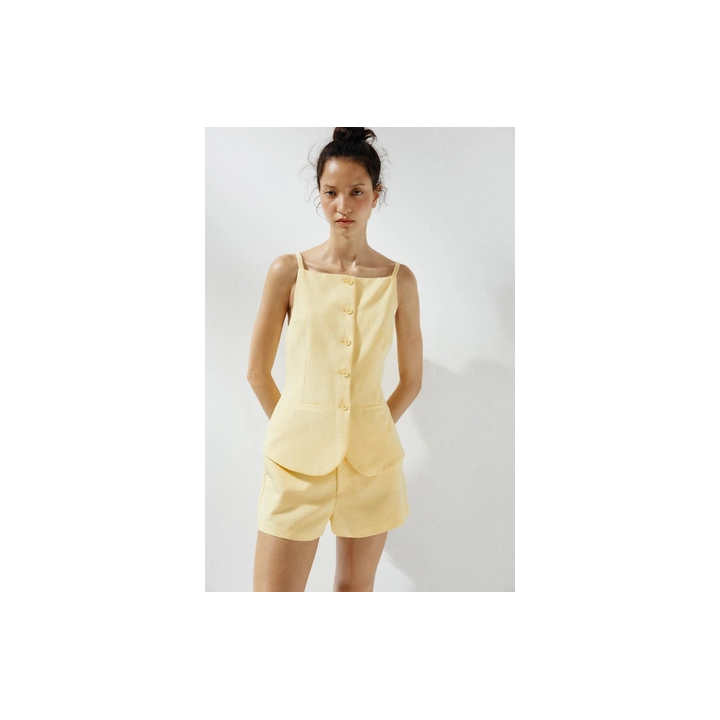 ТОП С ПУГОВИЦАМИ