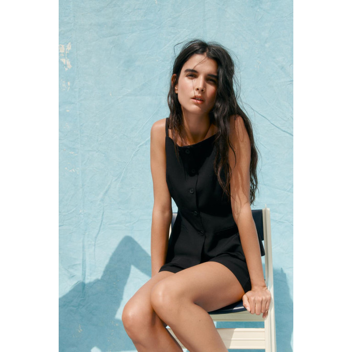 ТОП-ЖИЛЕТ С ПУГОВИЦАМИ