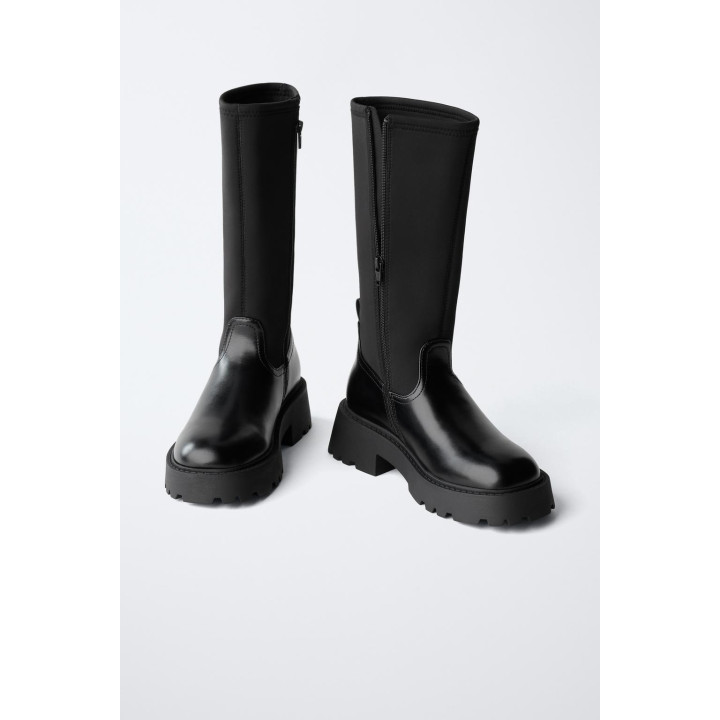 ВЫСОКИЕ БОТИНКИ-НОСКИ