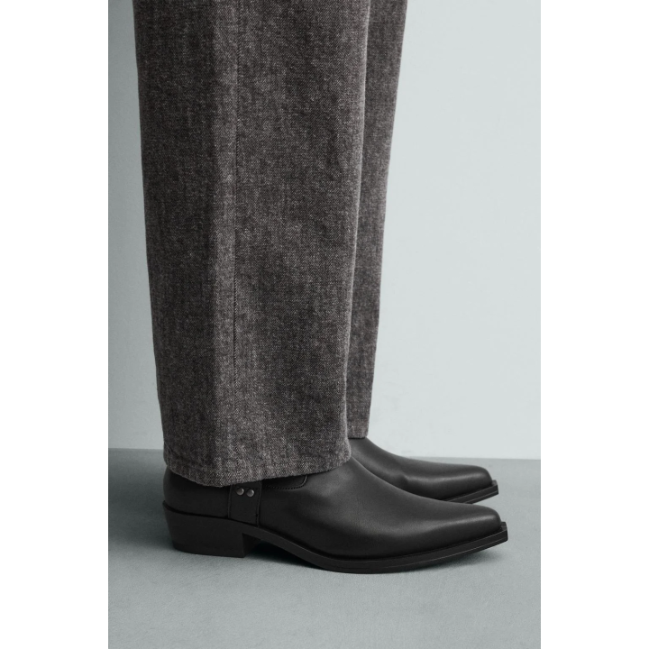 САПОГИ С РЕМНЯМИ