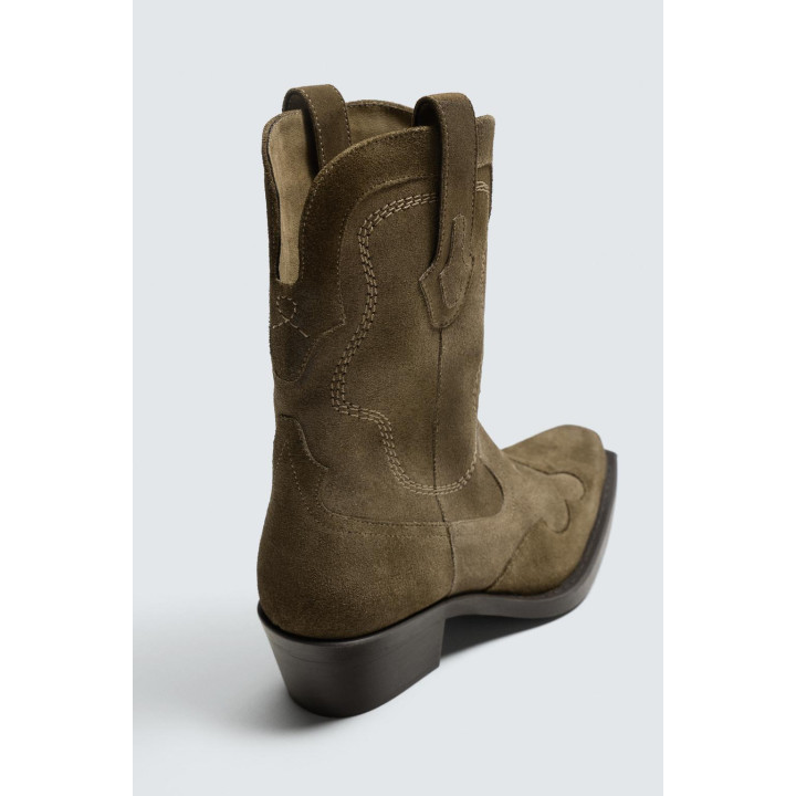 КОЖАНЫЕ САПОГИ В КОВБОЙСКОМ СТИЛЕ