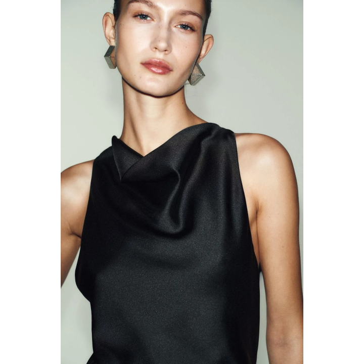 ДЛИННЫЙ АТЛАСНЫЙ ТОП С БАХРОМОЙ