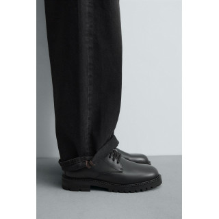 Кожаные ботинки на шнуровке