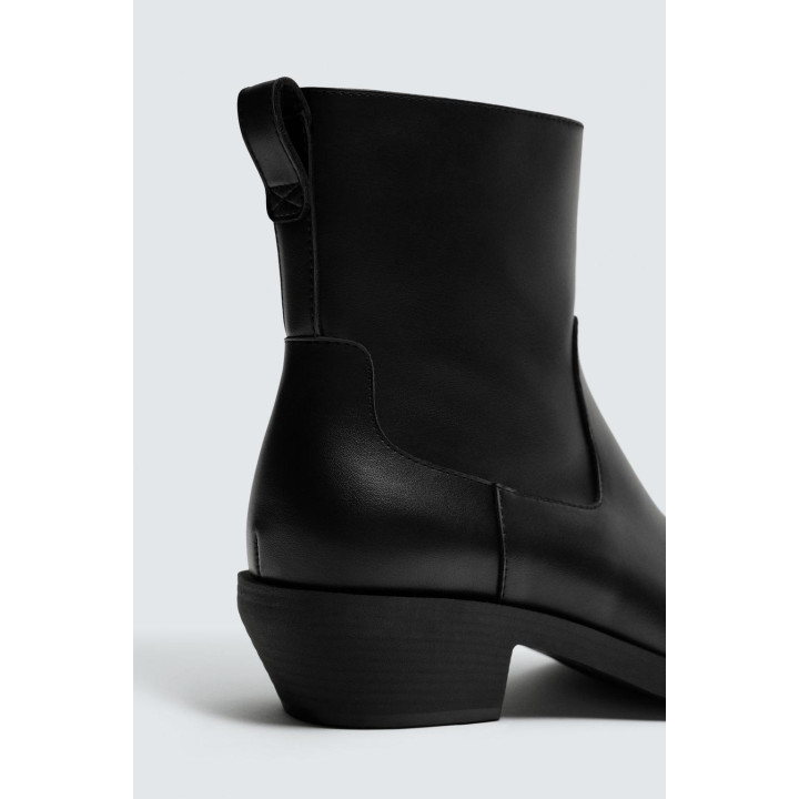 САПОГИ В КОВБОЙСКОМ СТИЛЕ