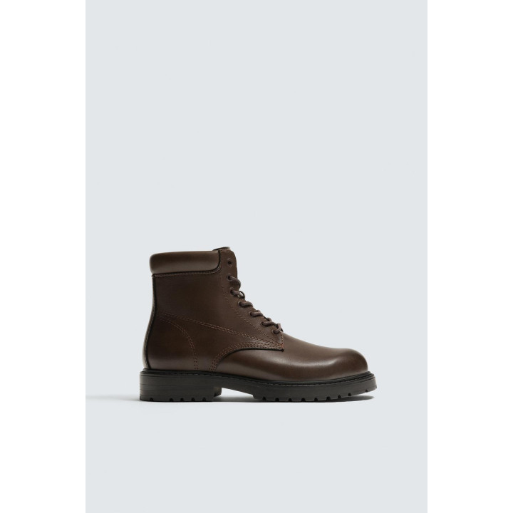 БОТИНКИ СО ШНУРОВКОЙ НА ОБЪЕМНОЙ ПОДОШВЕ