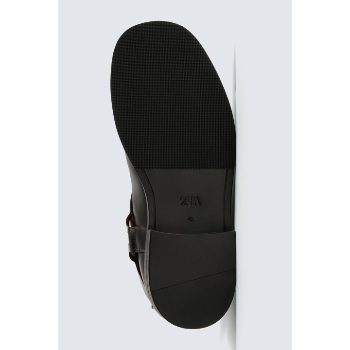 Кожаные ботинки с лямкой