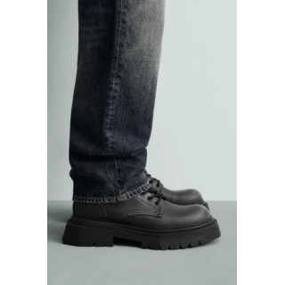 БОРЦЫ СО ШНУРОВКОЙ НА ОБЪЕМНОЙ ПОДОШВЕ С ЭФФЕКТОМ ПОТЕРТОСТИ